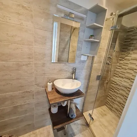 Primo Maggio Appartement *