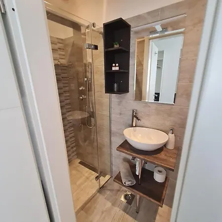 Primo Maggio Appartement *